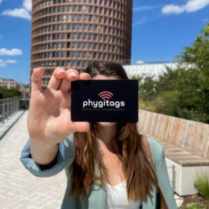 Phygitags tarjeta conectada negro